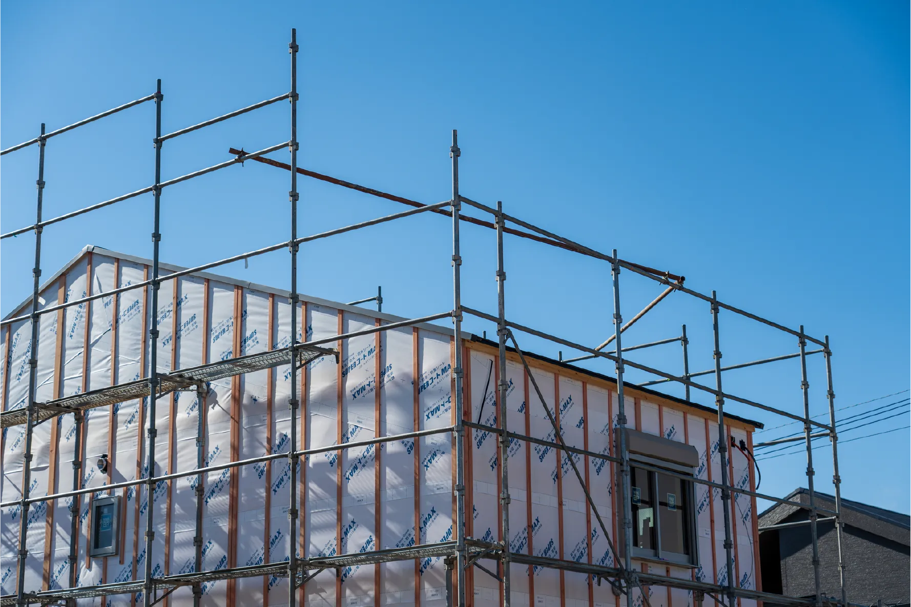 耐震構造の建設現場の様子